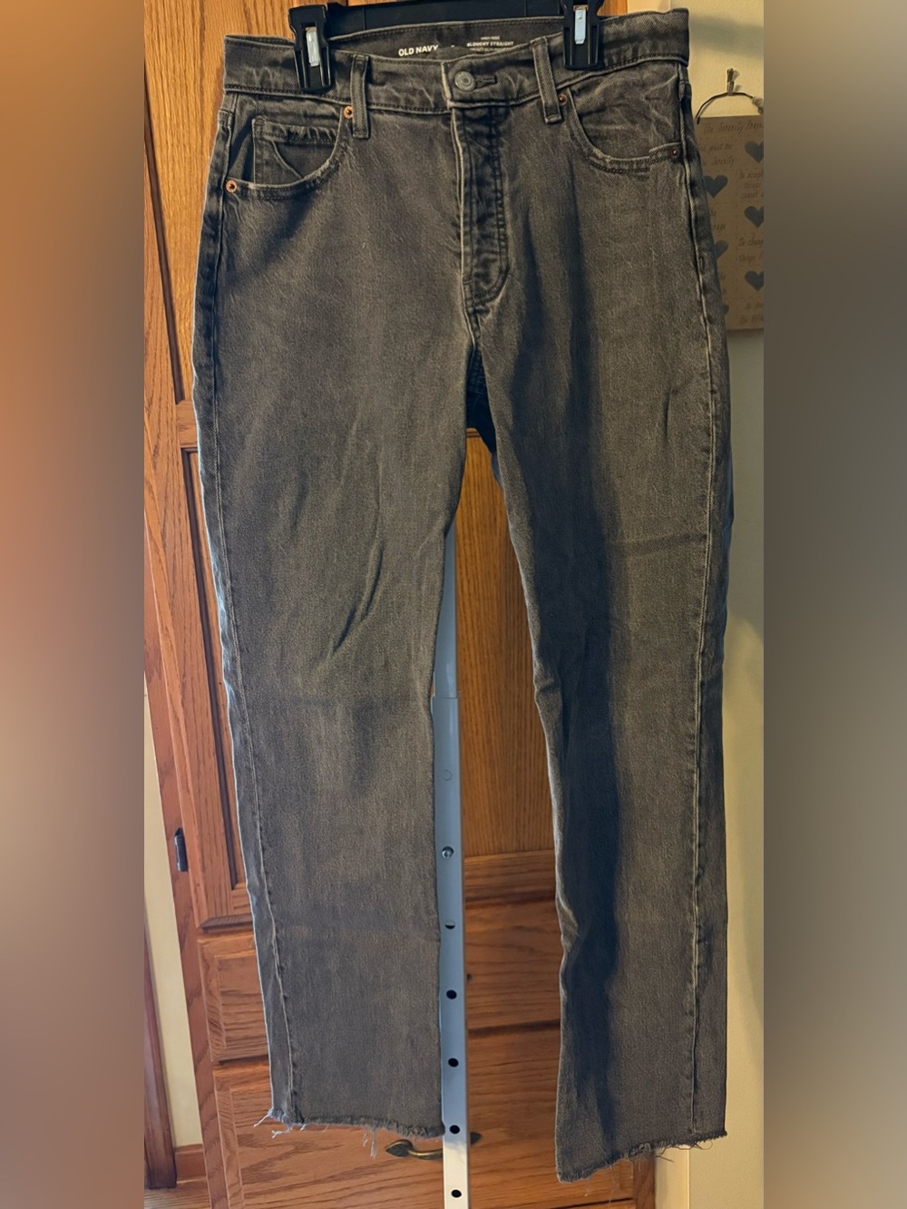 Old Navy Women’s Black Straight-Leg Jeans